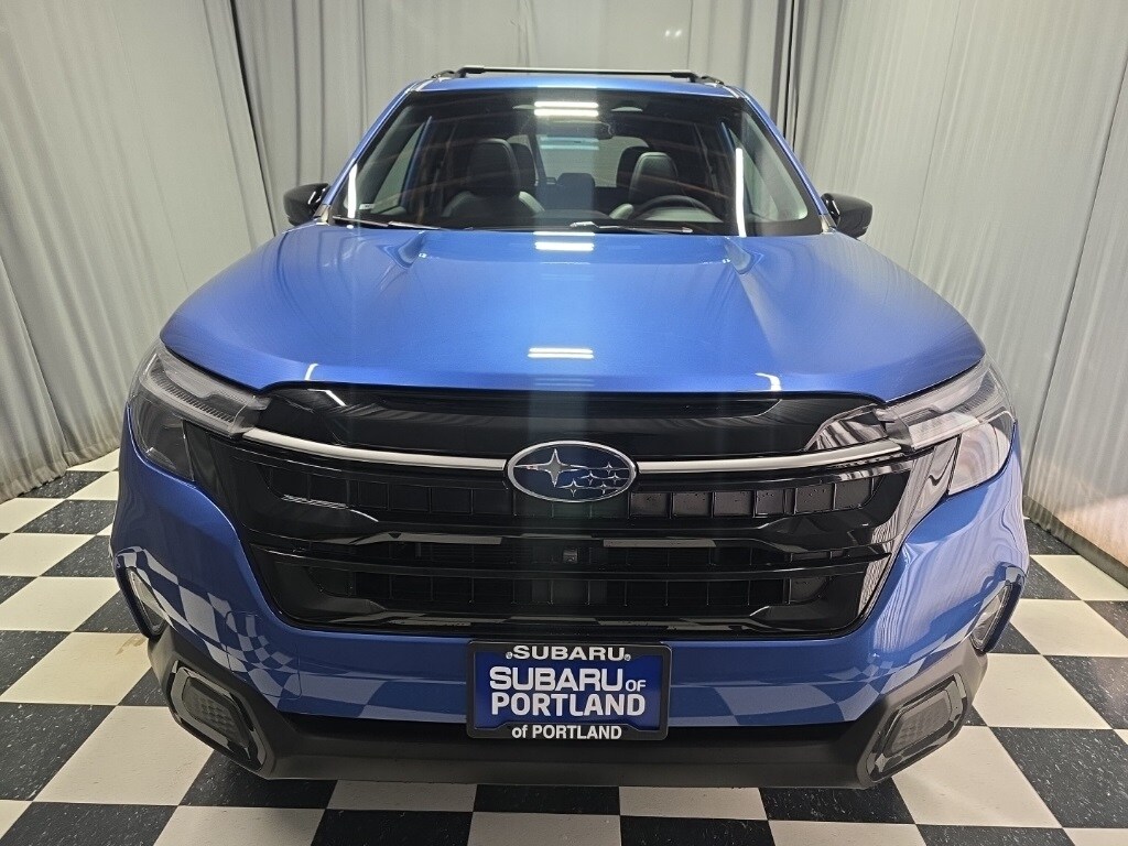 2025 Subaru Forester Touring photo 2