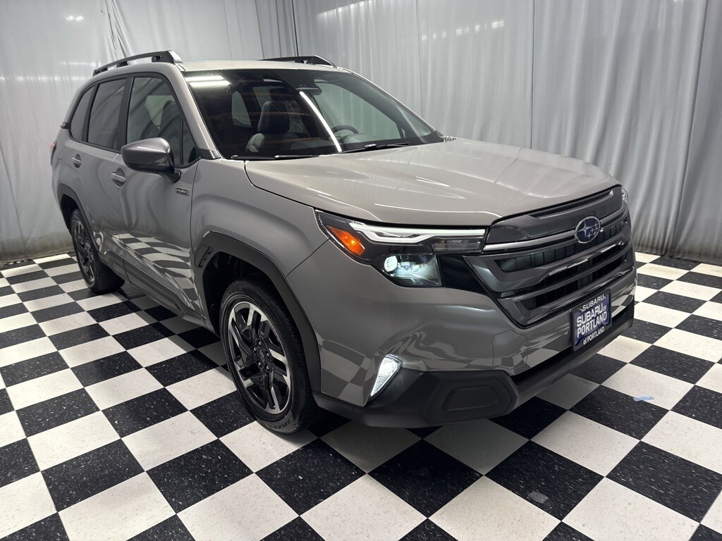 New 2025 Subaru Forester Hybrid Premium SUV