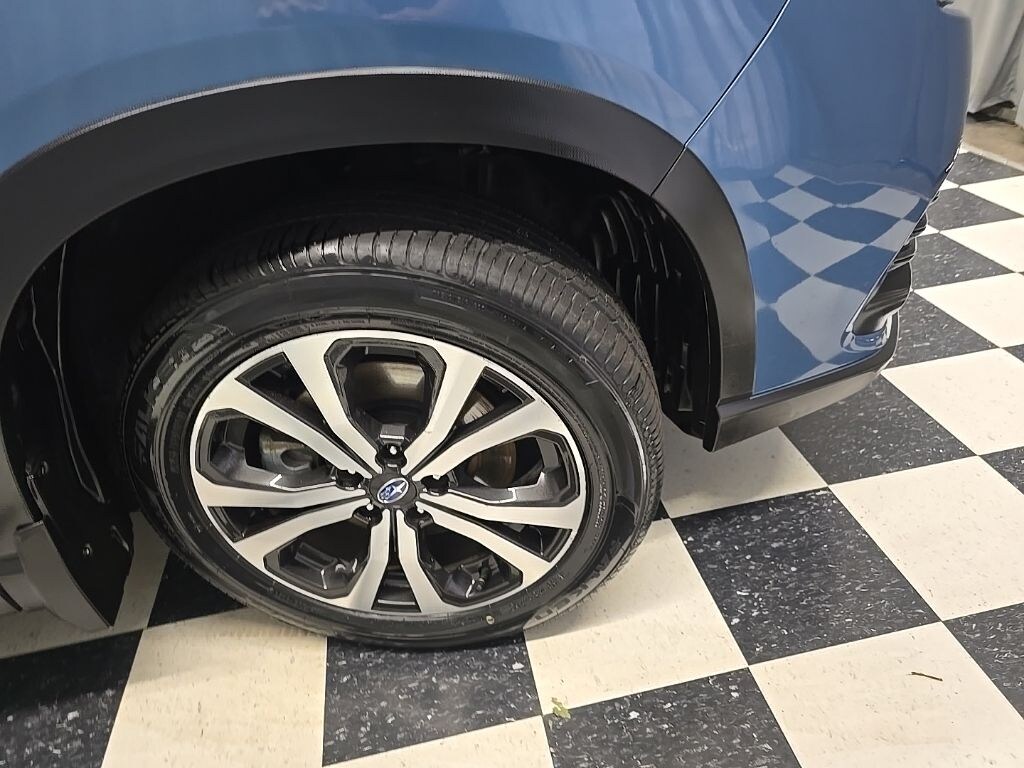 Used 2023 Subaru Forester Limited SUV
