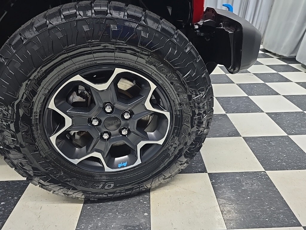 2023 Jeep Wrangler Rubicon 4xe photo 4