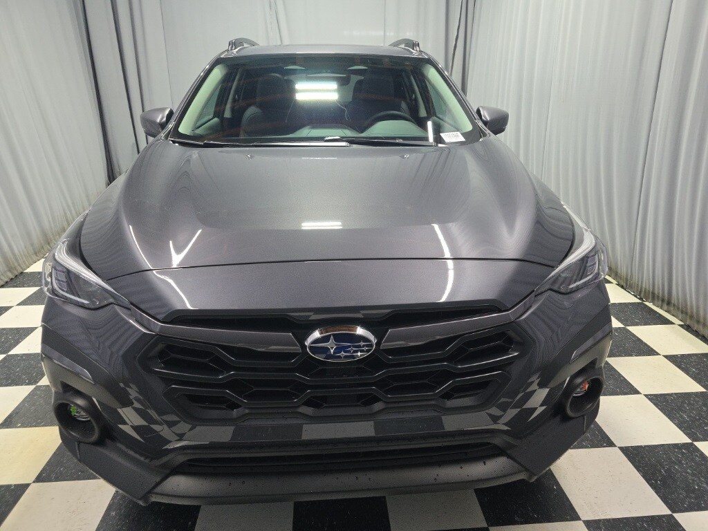 2025 Subaru Crosstrek Limited photo 2