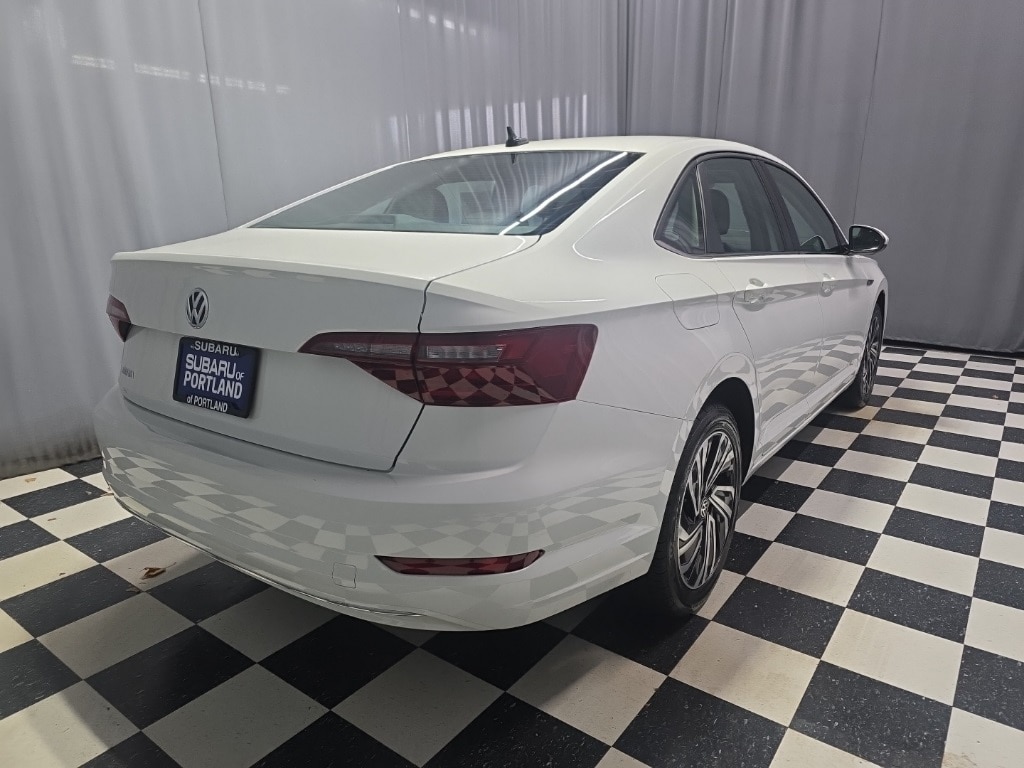 Used 2021 Volkswagen Jetta SEL Sedan