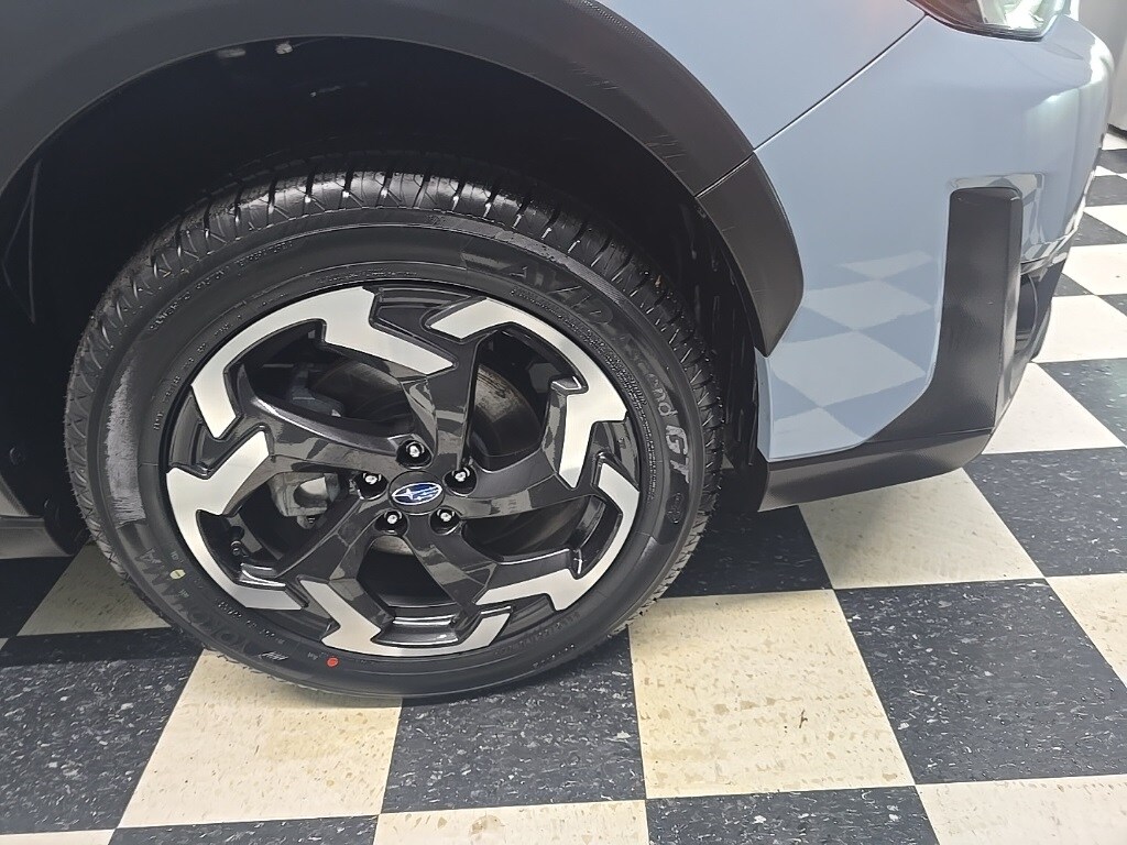 2023 Subaru Crosstrek Limited photo 4