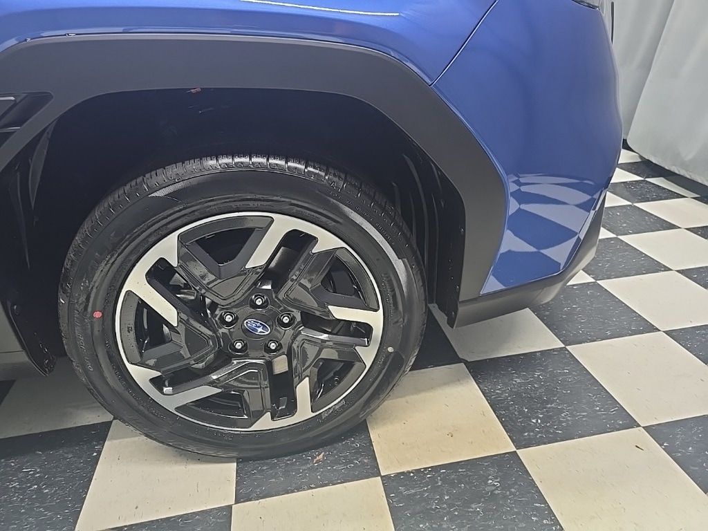 New 2025 Subaru Forester Hybrid Premium SUV