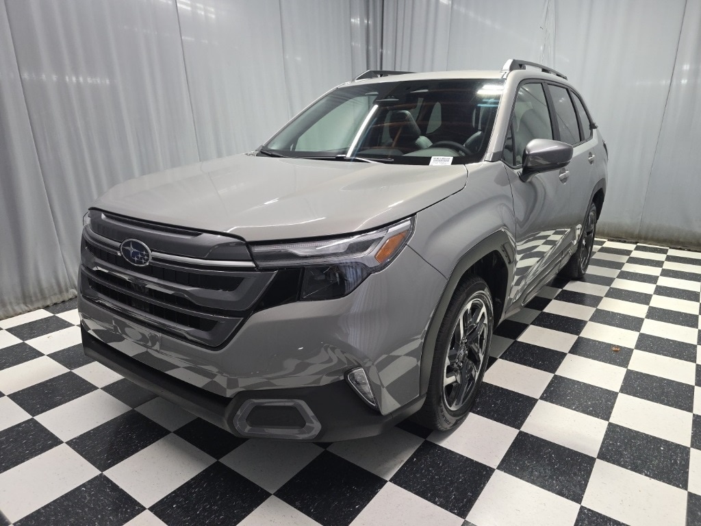 2025 Subaru Forester Limited's photo