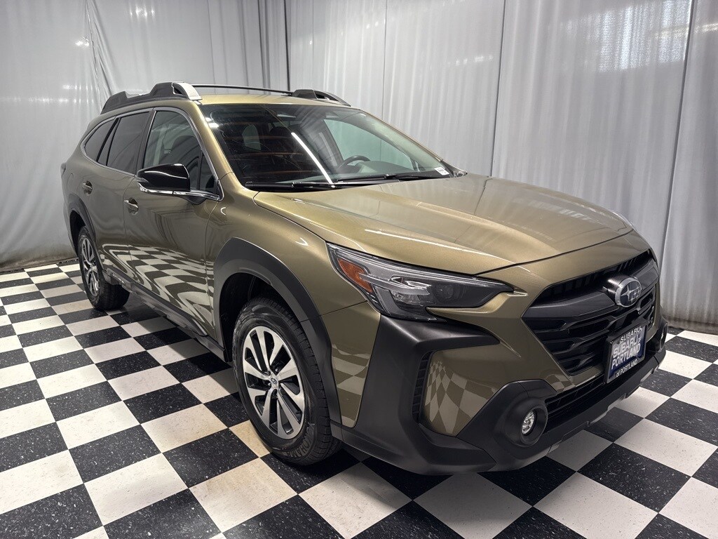 2023 Subaru Outback Premium photo 3