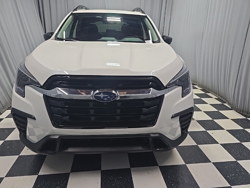 New 2025 Subaru Ascent Limited 8-Passenger SUV