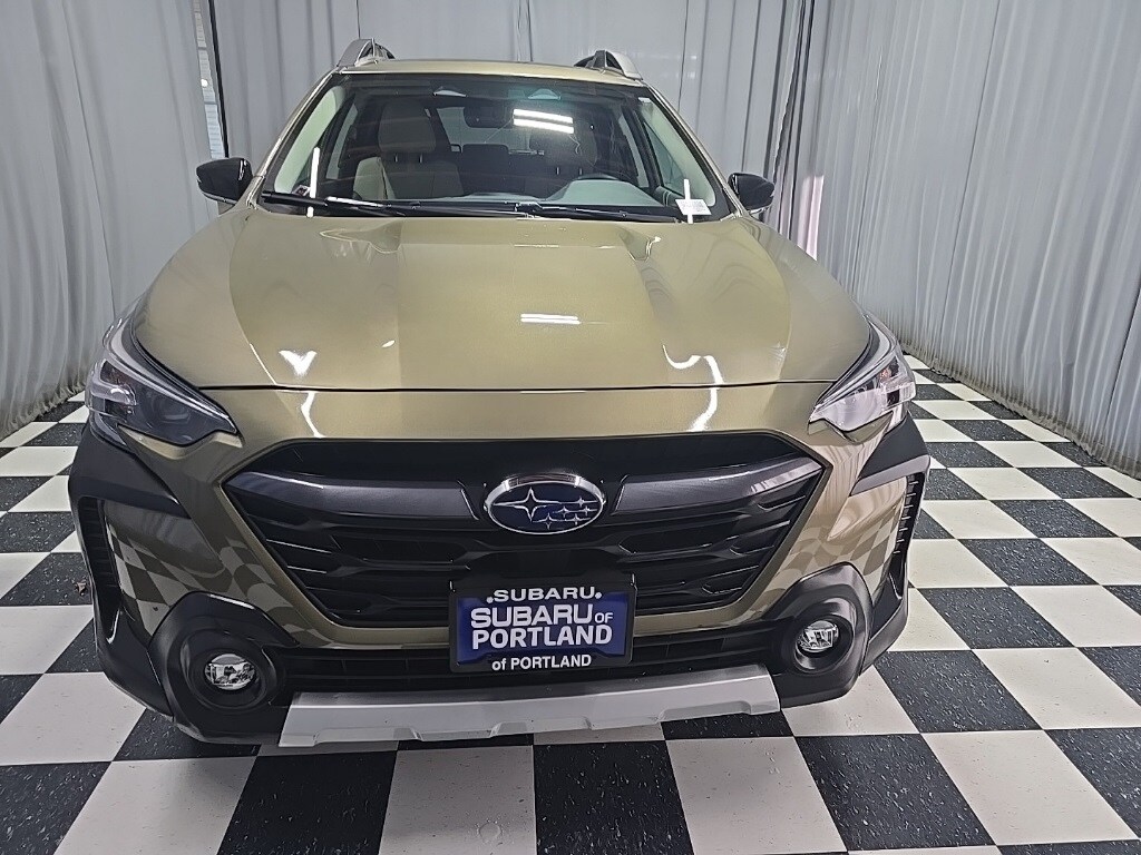 2023 Subaru Outback Limited photo 2