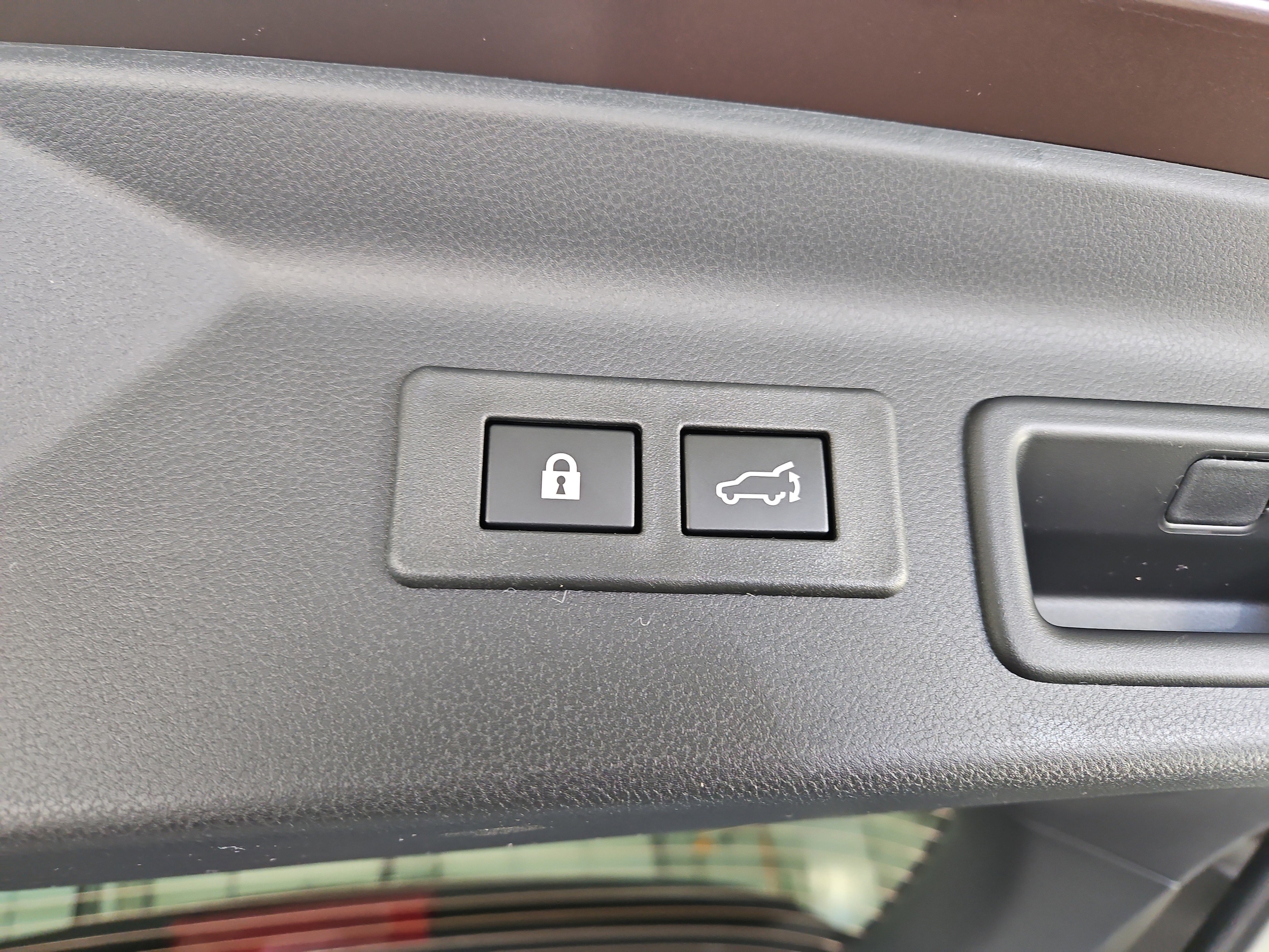 2026 Subaru Forester Touring - Photo 12