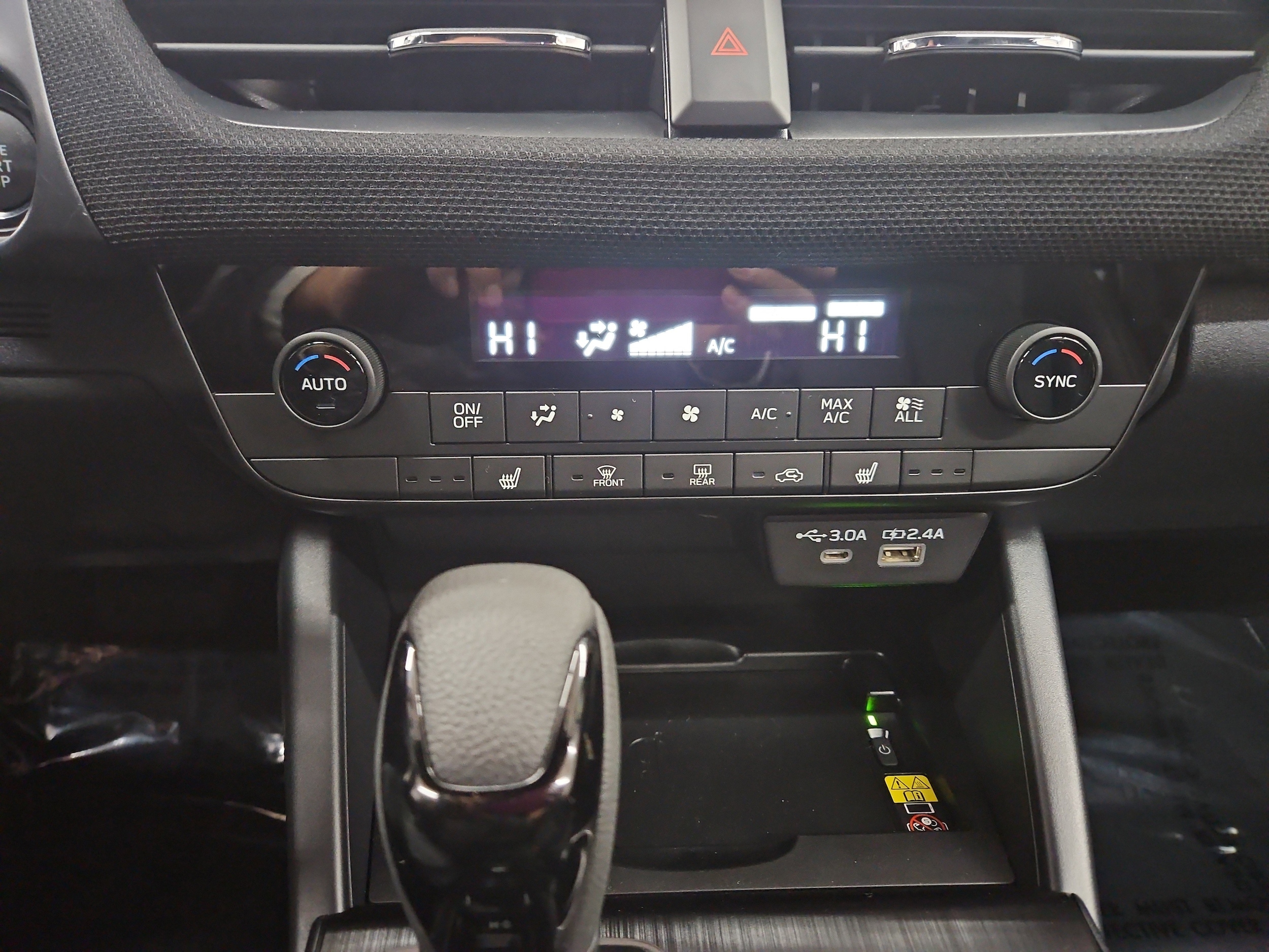 2026 Subaru Outback Limited - Photo 13