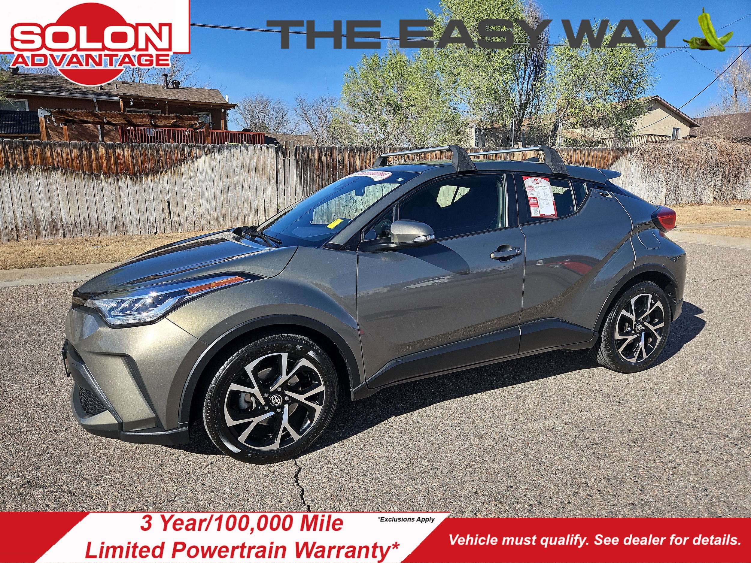 2021 Toyota C-HR XLE's photo