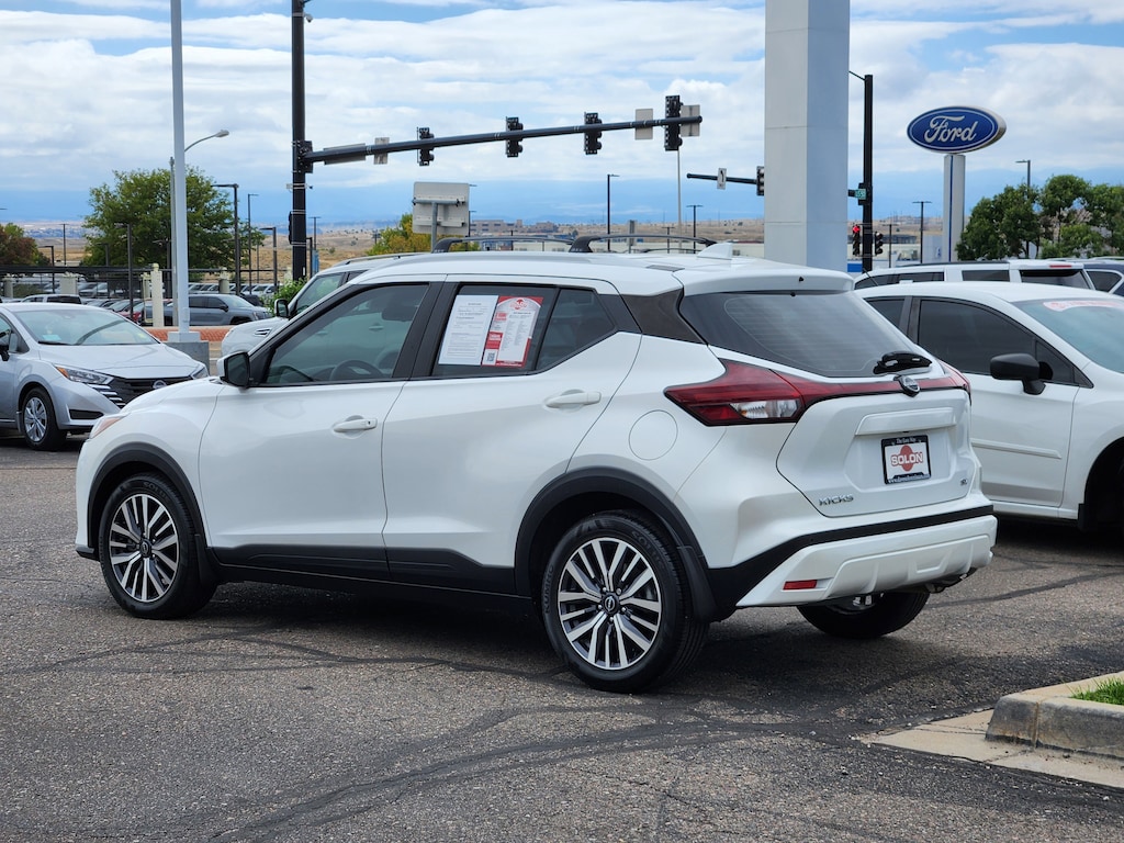 Used 2022 Nissan Kicks SV SV FWD
