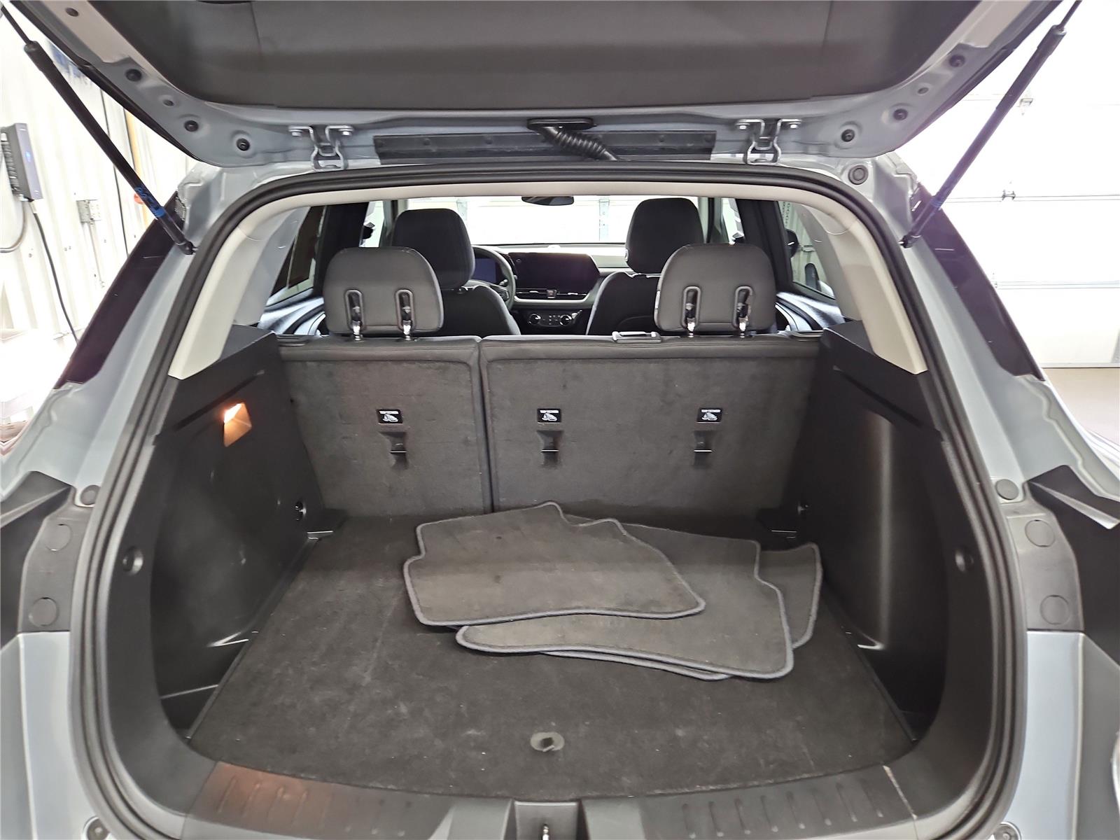 2025 Chevrolet Trailblazer LT - Photo 12