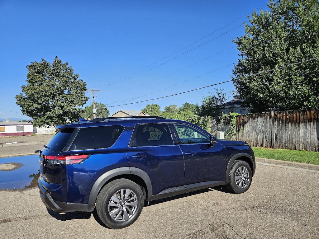 Certified 2024 Nissan Pathfinder SV SUV