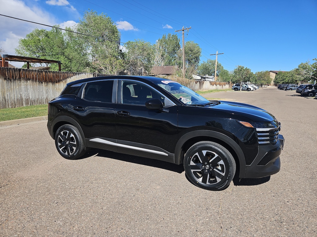 Used 2025 Nissan Kicks SV SV AWD