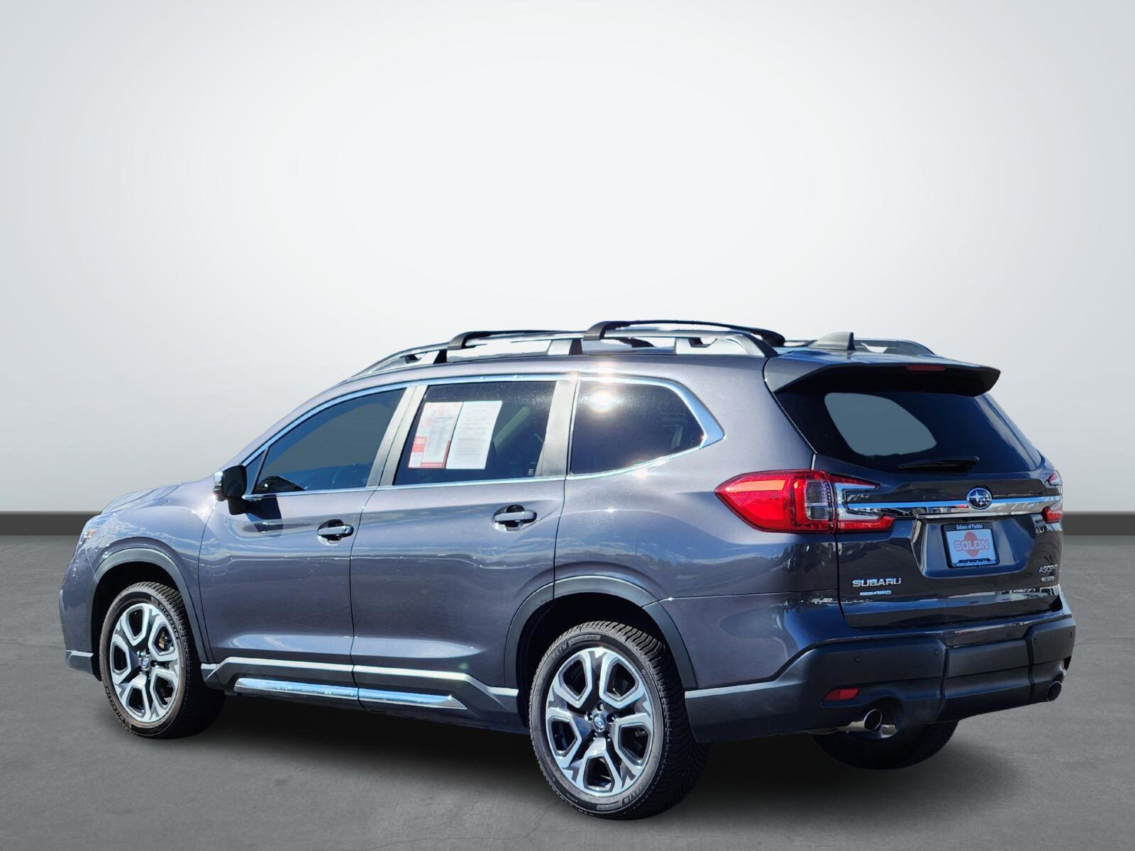2023 Subaru Ascent Limited photo 3