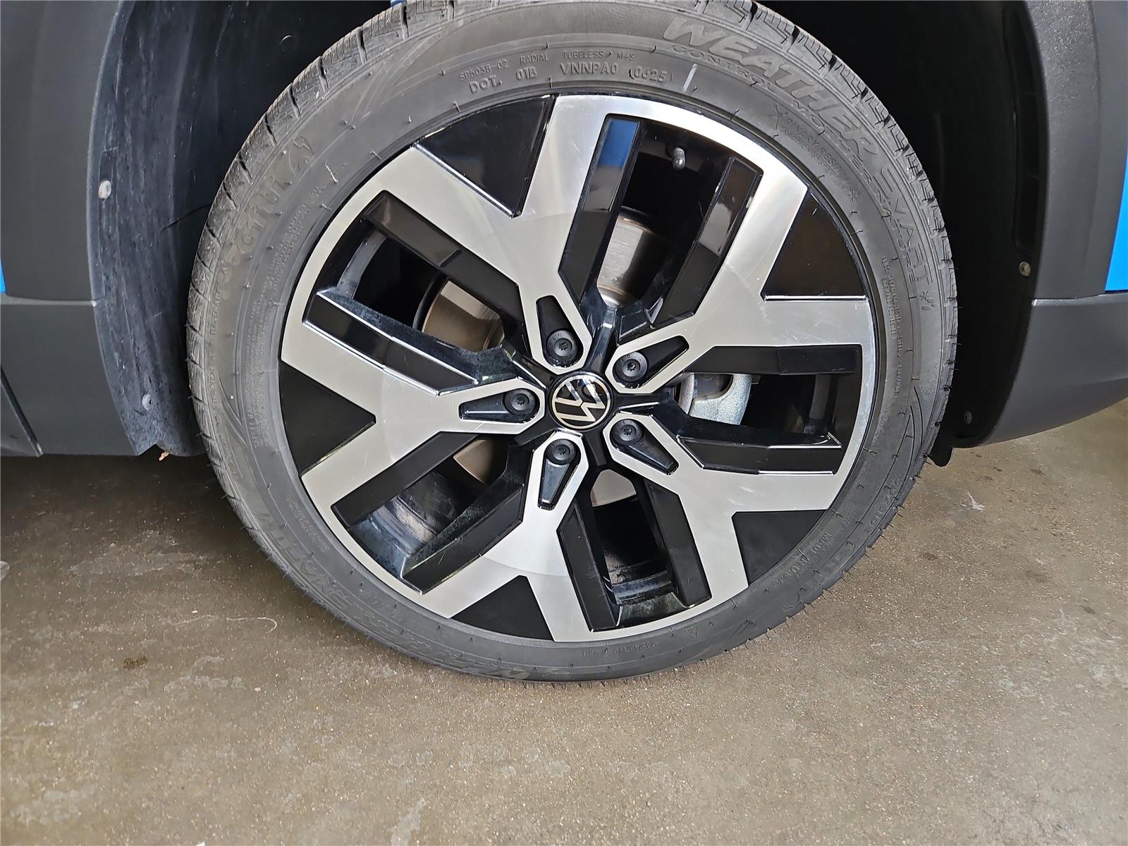 2023 Volkswagen Taos SEL - Photo 24
