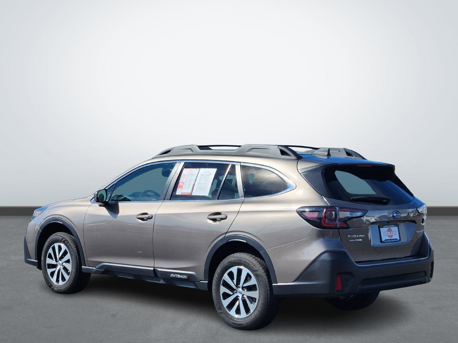 2022 Subaru Outback Premium photo 3