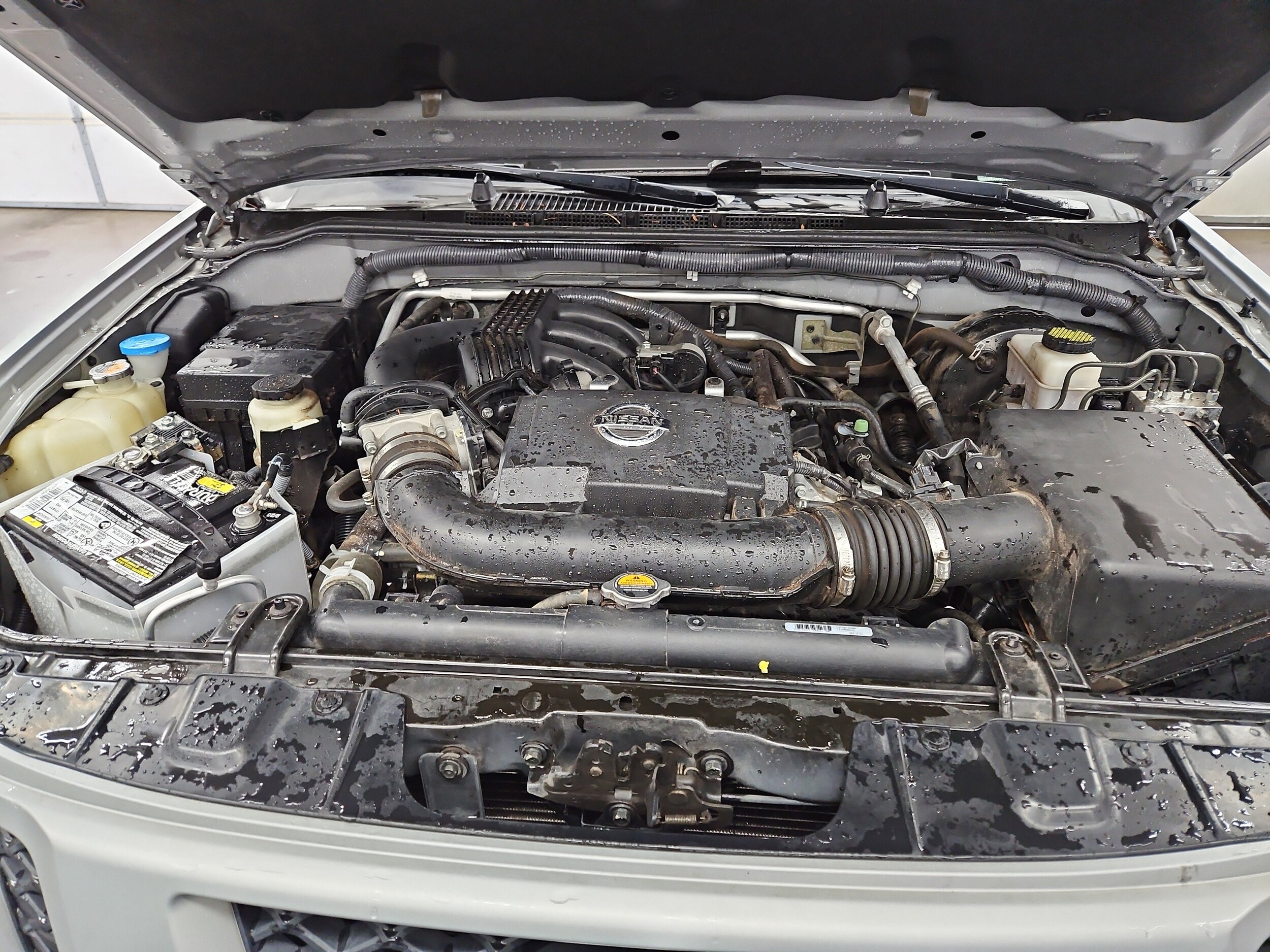 2012 Nissan Xterra X photo 2