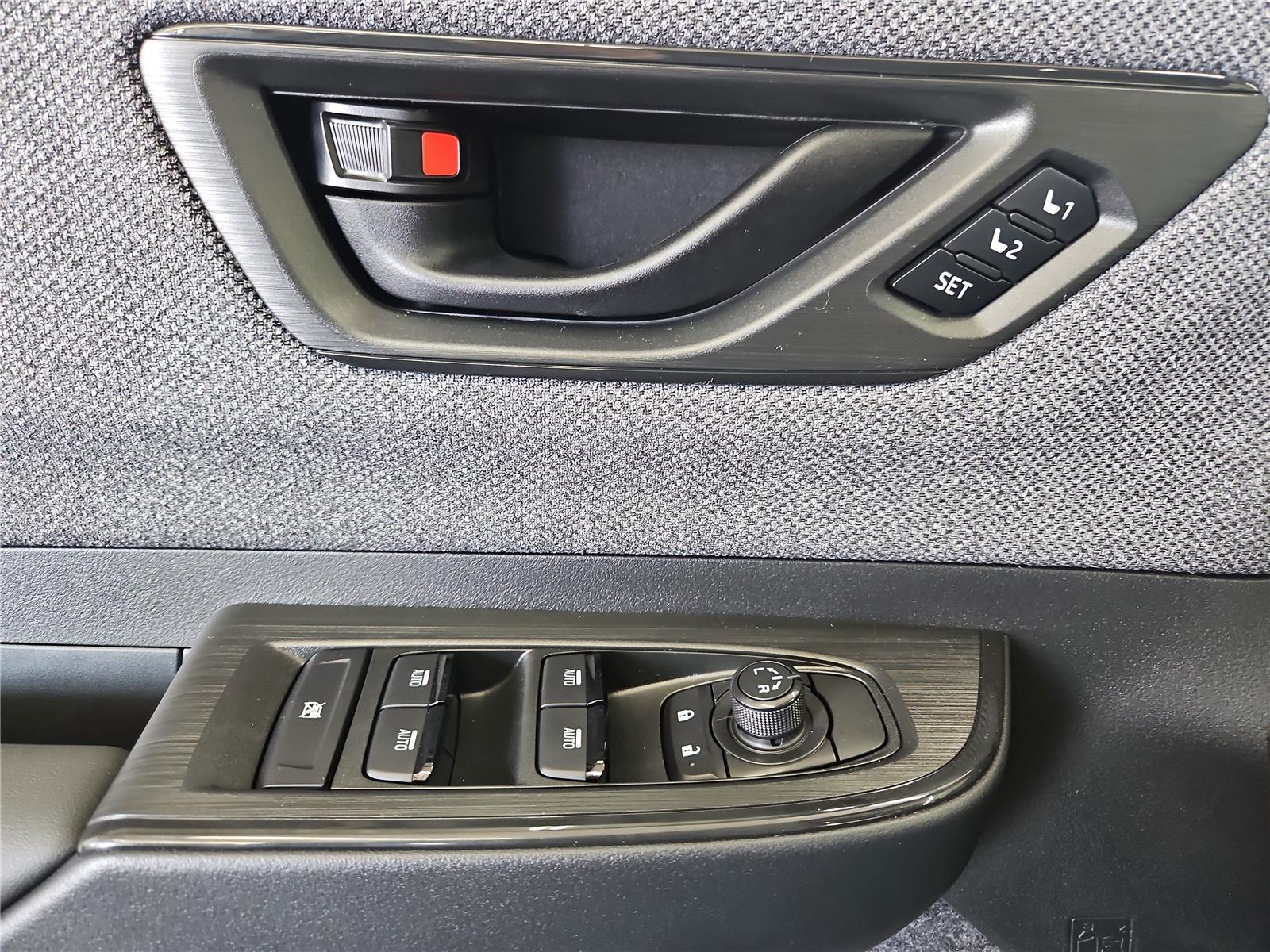 2026 Subaru Outback Limited - Photo 7