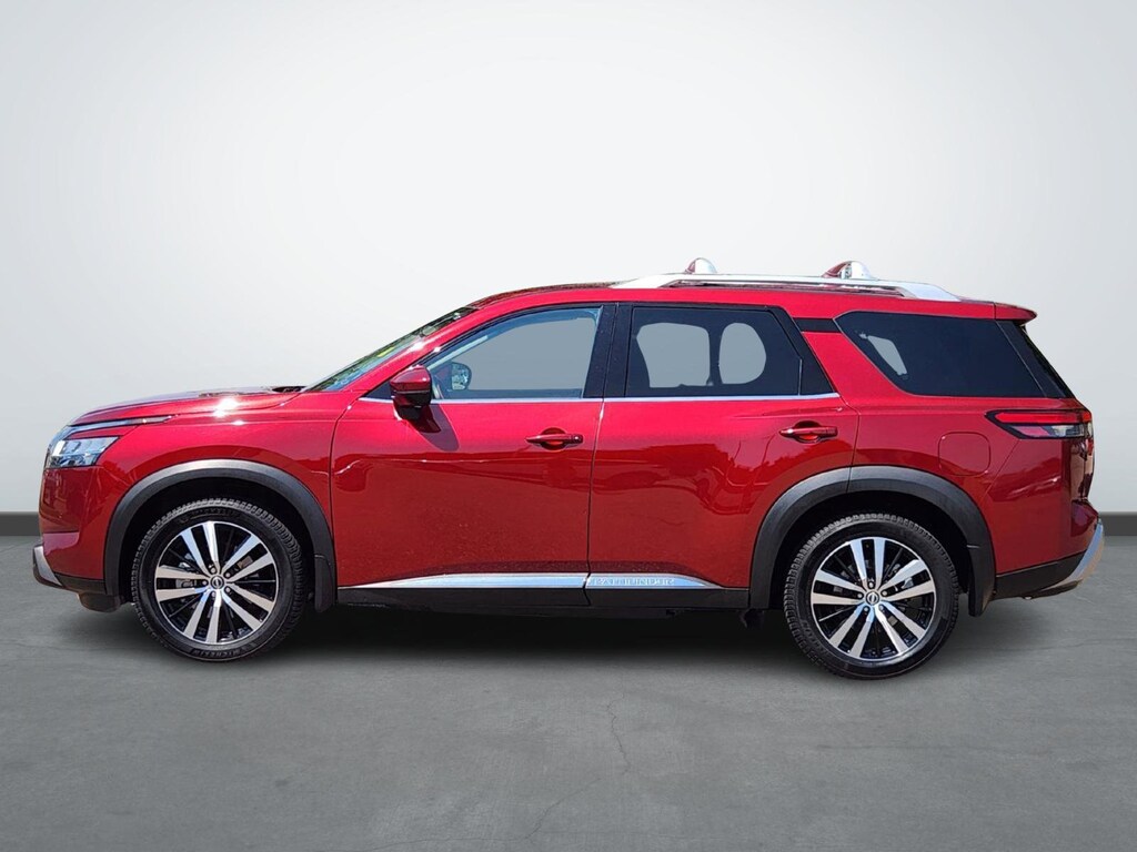 Used 2023 Nissan Pathfinder Platinum Platinum 4WD