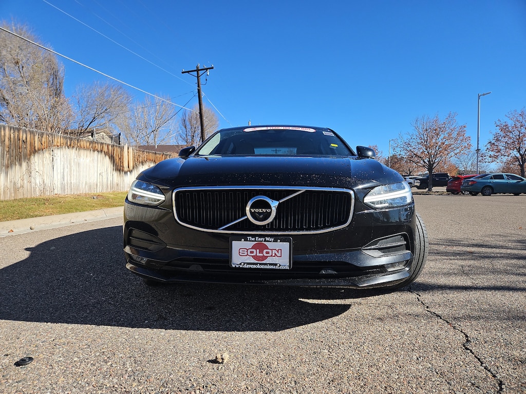 Used 2019 Volvo S90 T6 Momentum T6 AWD Momentum