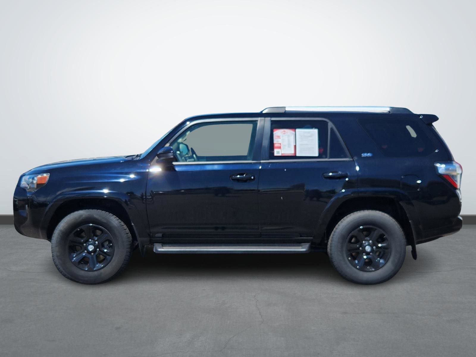 Used 2021 Toyota 4Runner SR5 with VIN JTEMU5JR2M5885791 for sale in Pueblo, CO