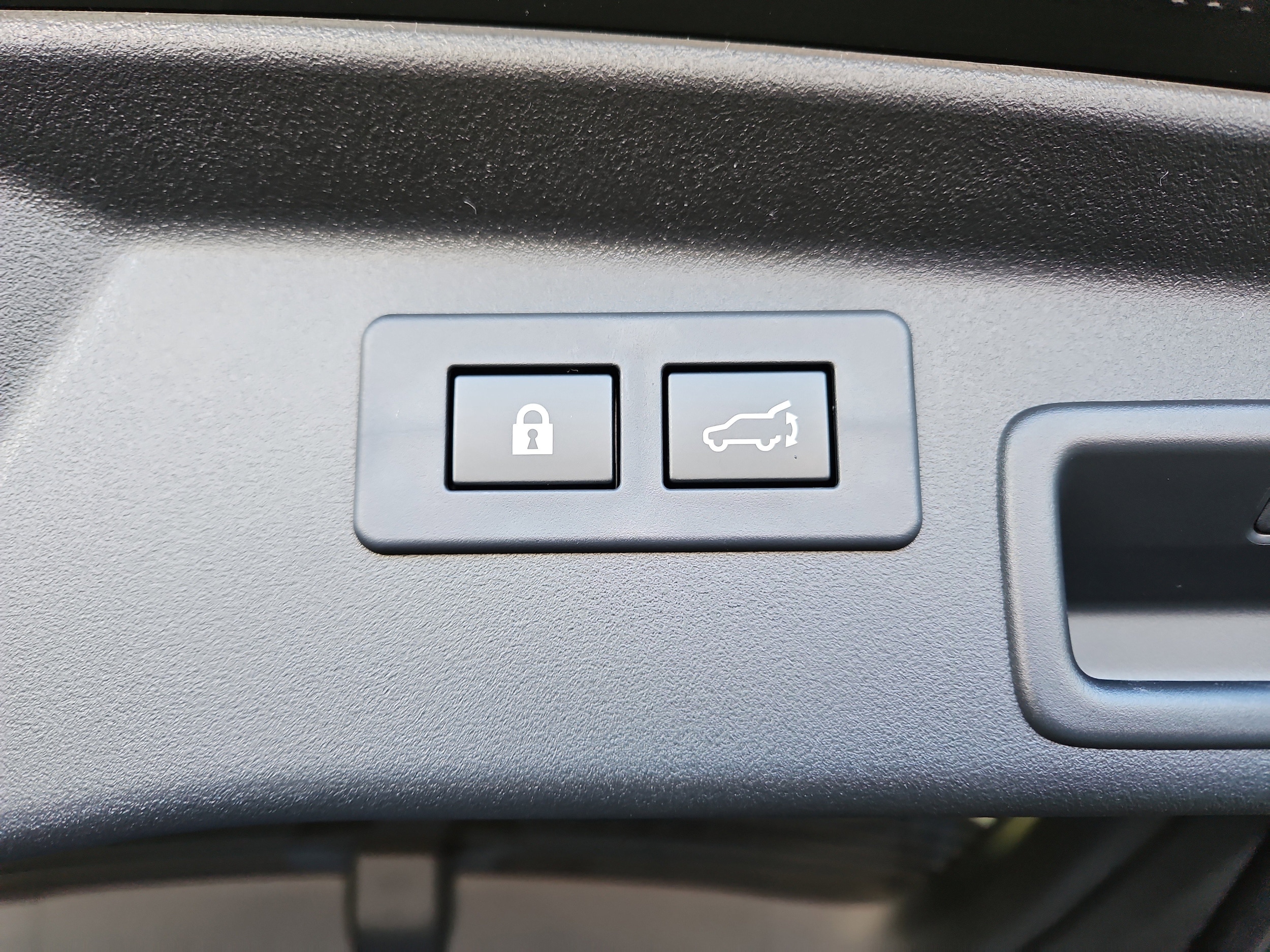 2026 Subaru Outback Limited - Photo 13