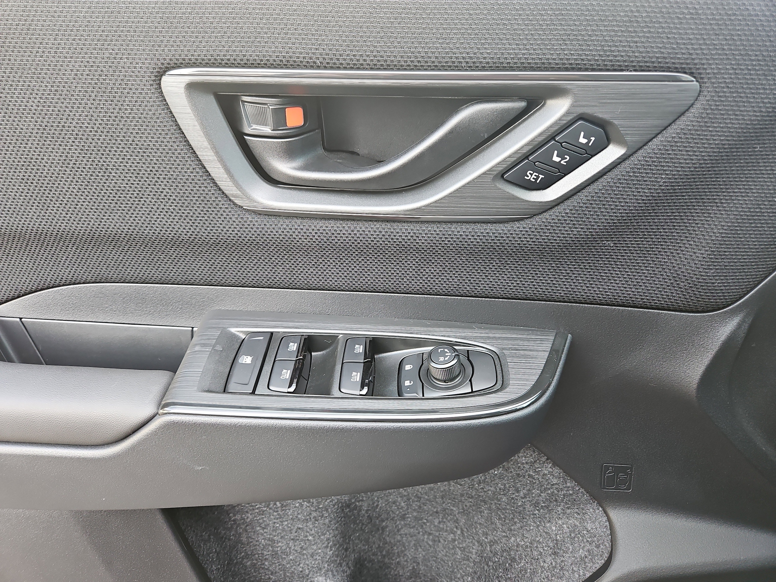 2026 Subaru Outback Limited - Photo 16