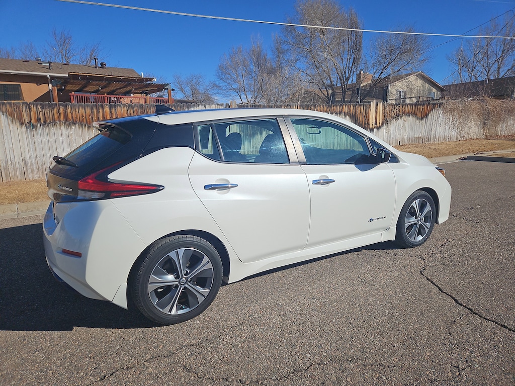 Used 2019 Nissan Leaf SV Hatchback