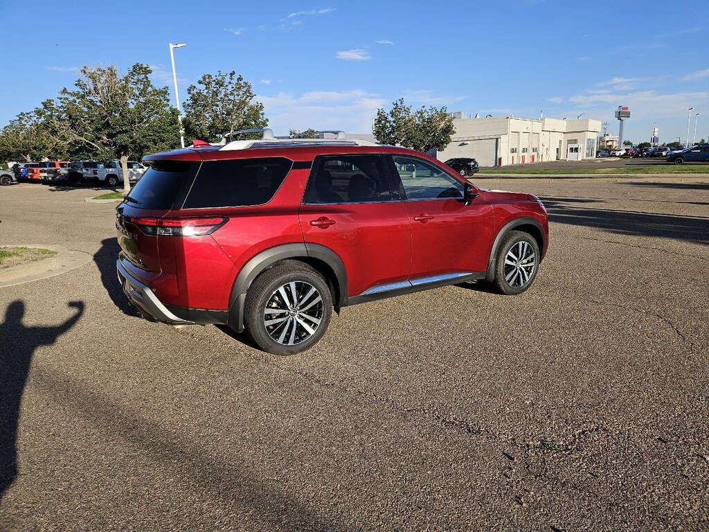 Certified 2025 Nissan Pathfinder Platinum SUV