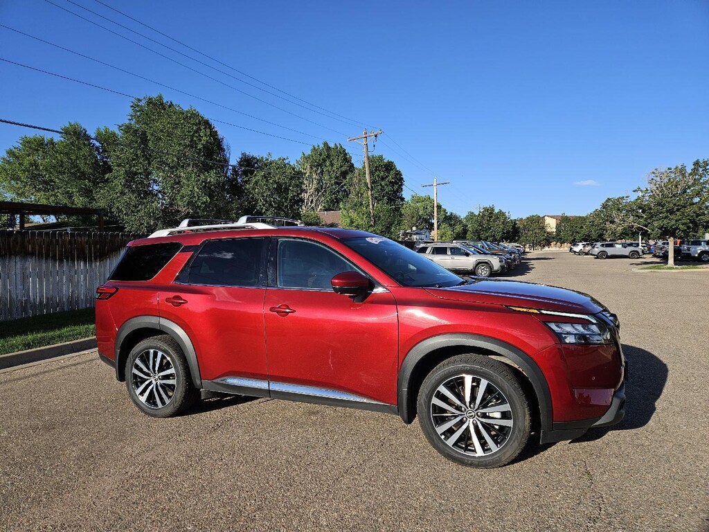 Certified 2025 Nissan Pathfinder Platinum SUV