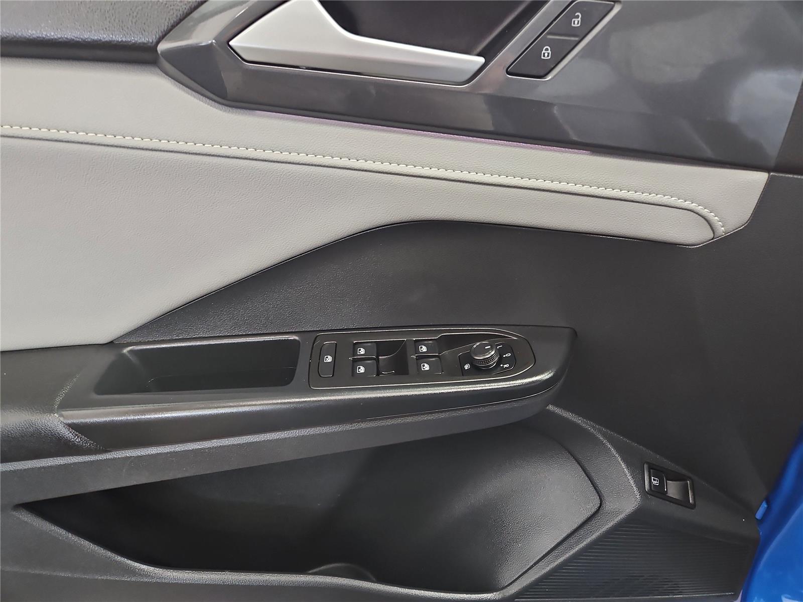 2023 Volkswagen Taos SEL - Photo 7