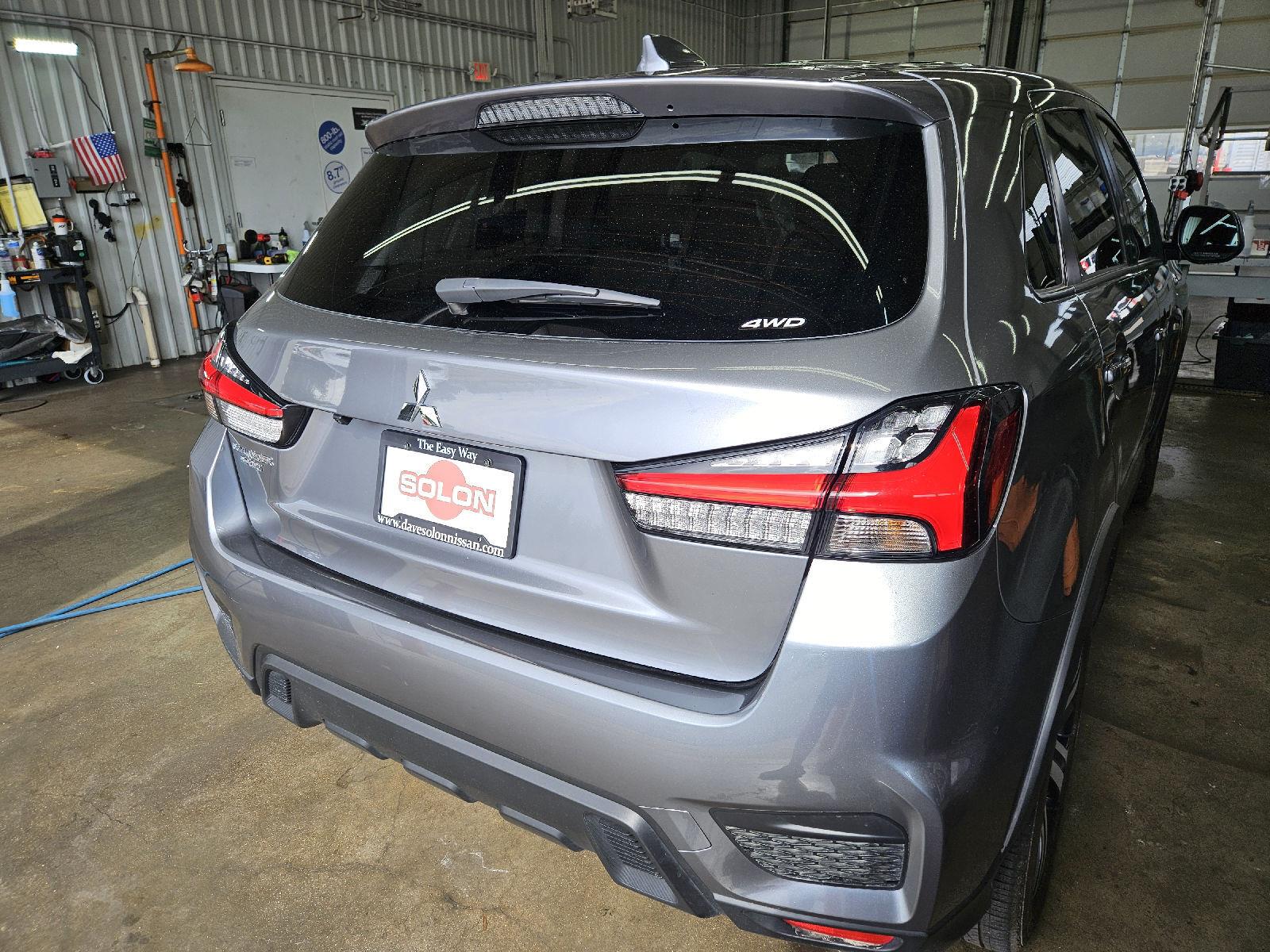 2025 Mitsubishi Outlander Sport ES - Photo 25