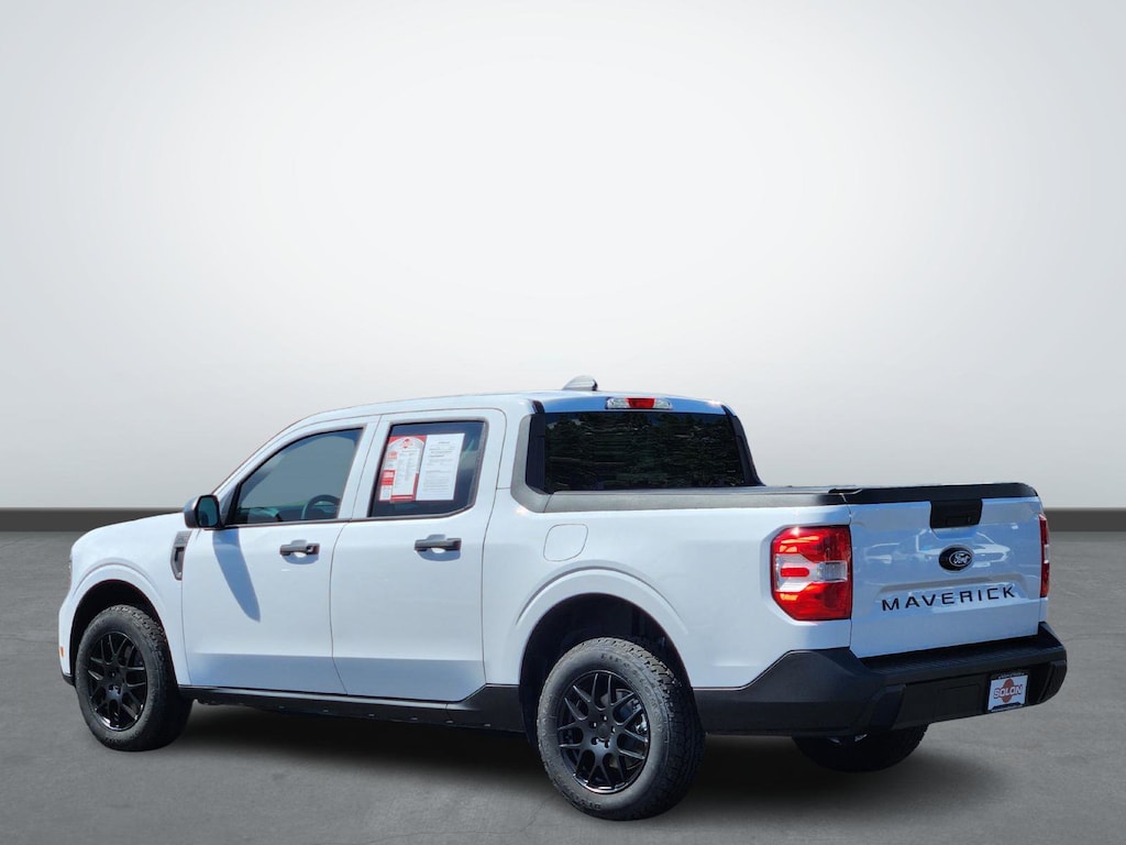 Used 2025 Ford Maverick XL XL FWD SuperCrew