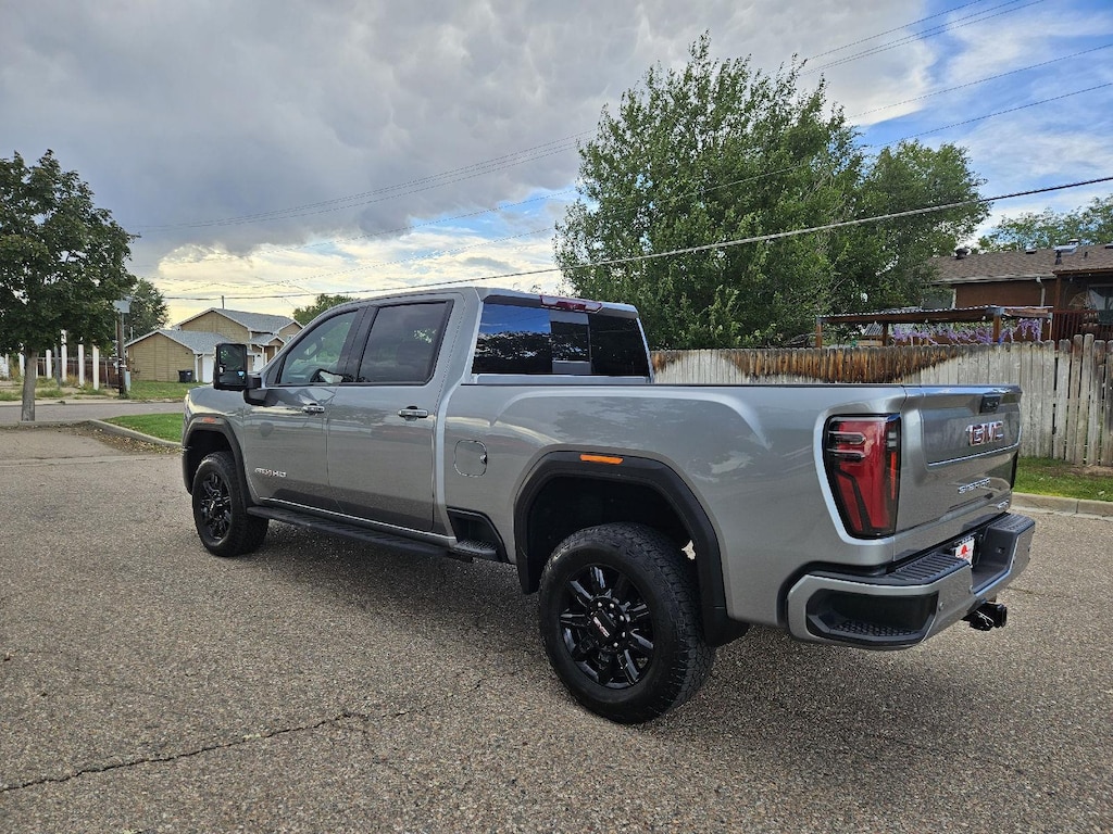 Used 2024 GMC Sierra 2500HD AT4 Truck