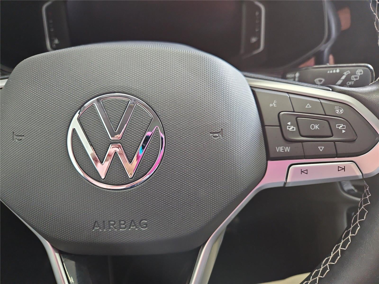 2023 Volkswagen Taos SEL - Photo 18