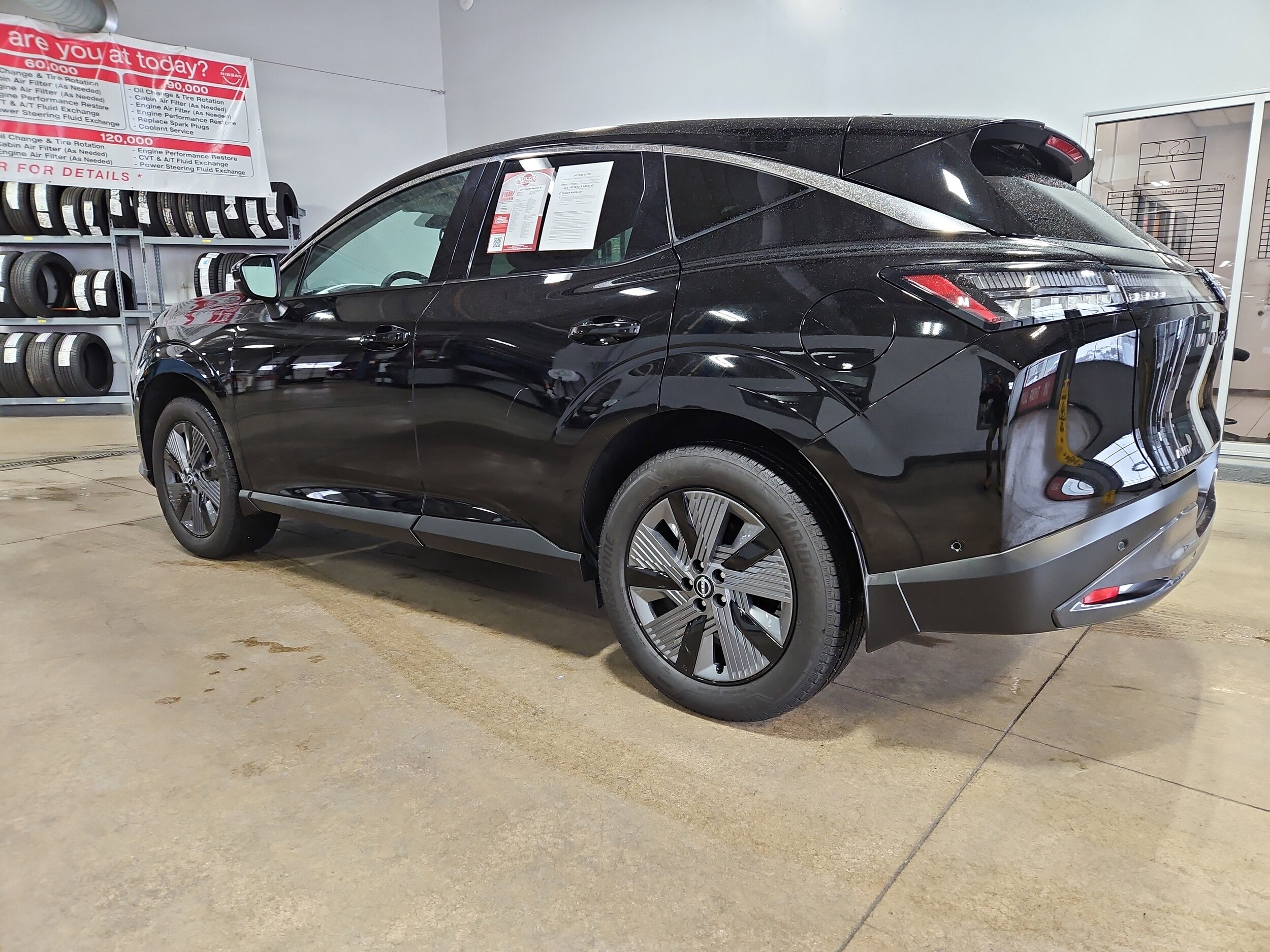 2025 Nissan Murano SL photo 4