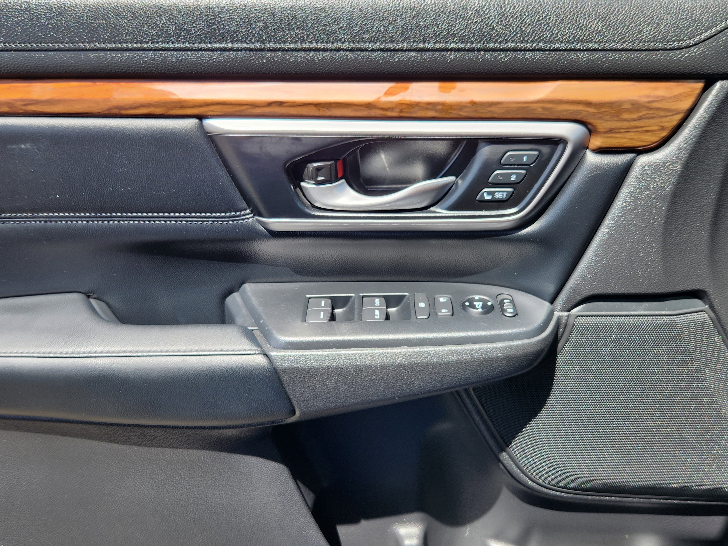 2022 Honda CR-V Touring - Photo 8