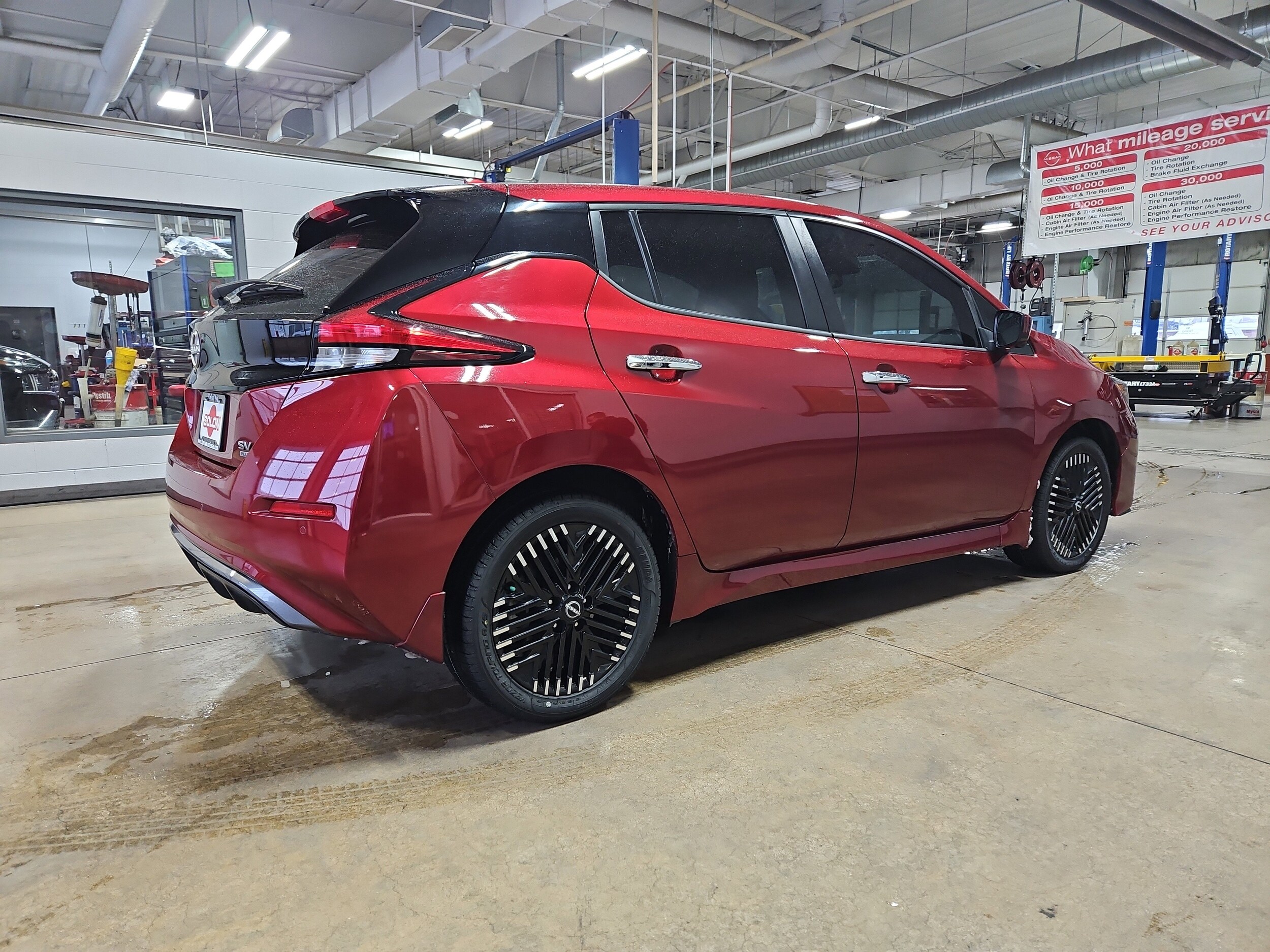 2024 Nissan Leaf SV Plus photo 3