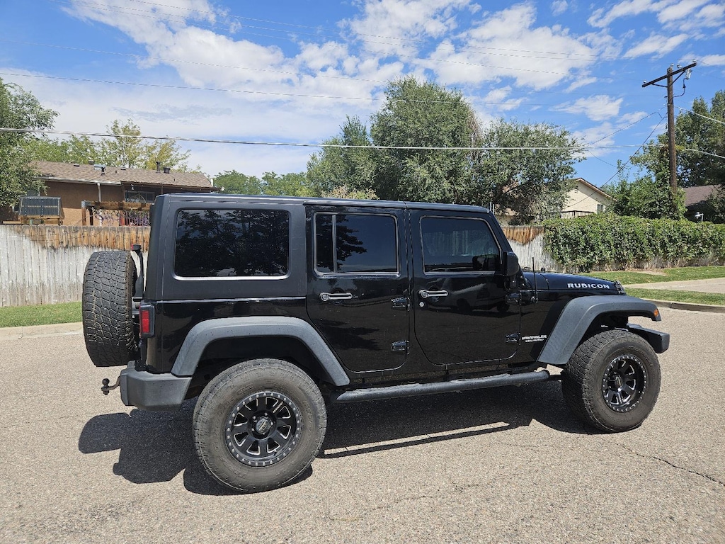 Used 2017 Jeep Wrangler Unlimited Rubicon SUV