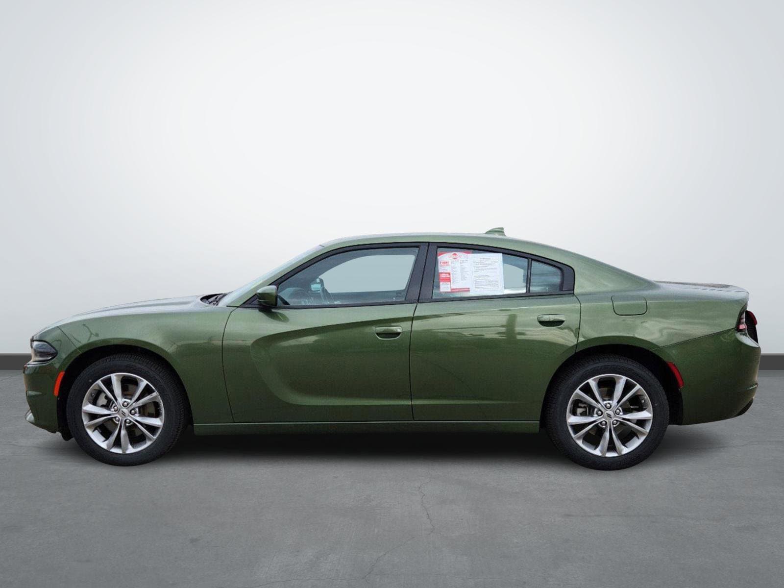 Used 2022 Dodge Charger SXT with VIN 2C3CDXJG6NH186852 for sale in Pueblo, CO