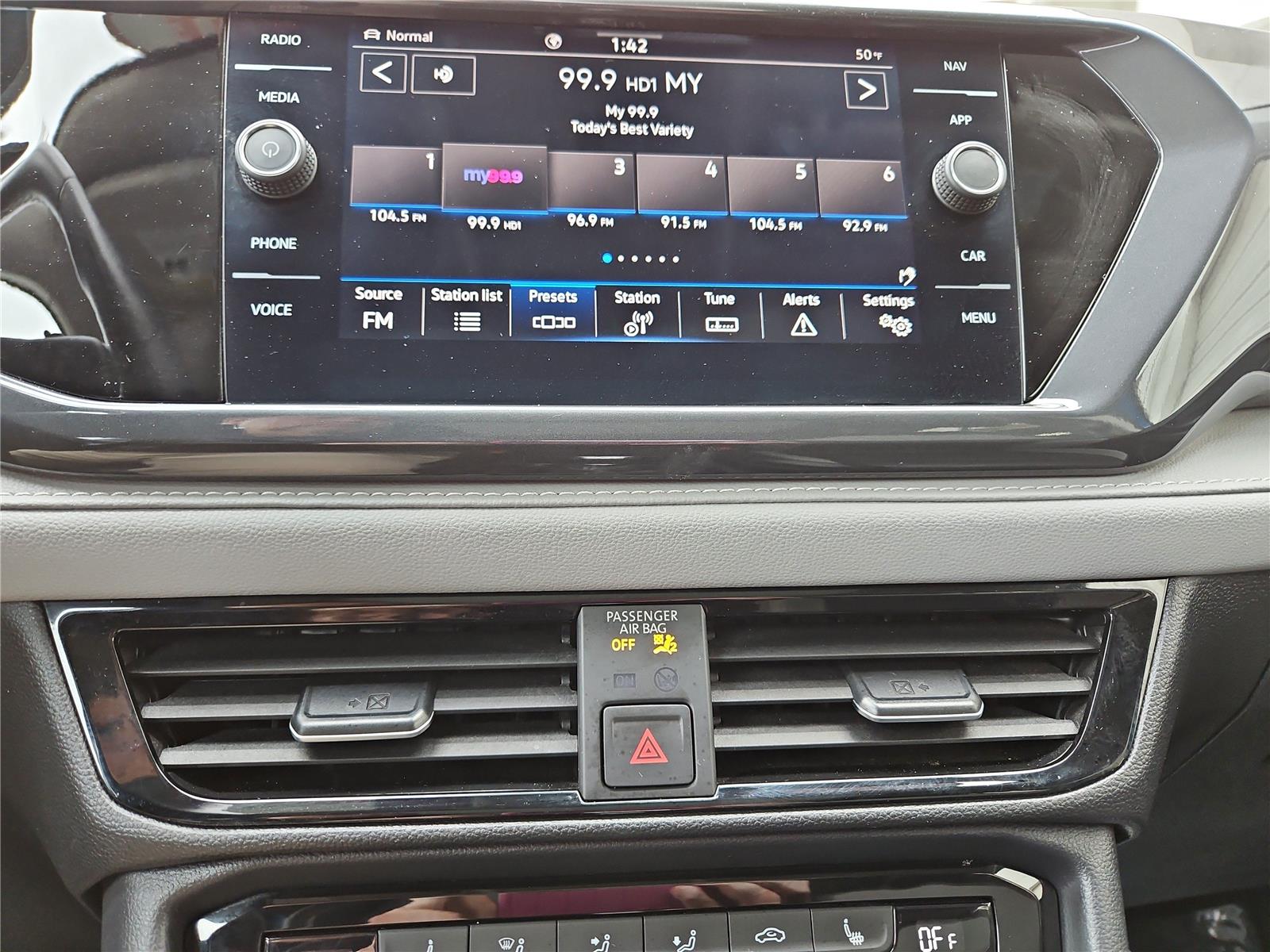 2023 Volkswagen Taos SEL - Photo 21