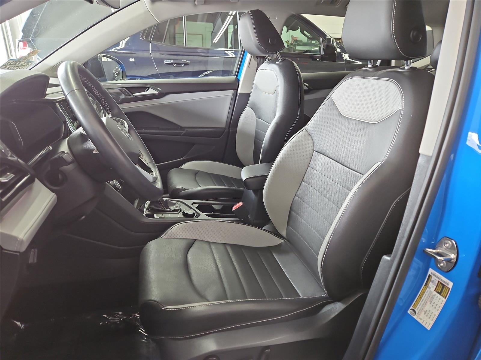 2023 Volkswagen Taos SEL - Photo 8