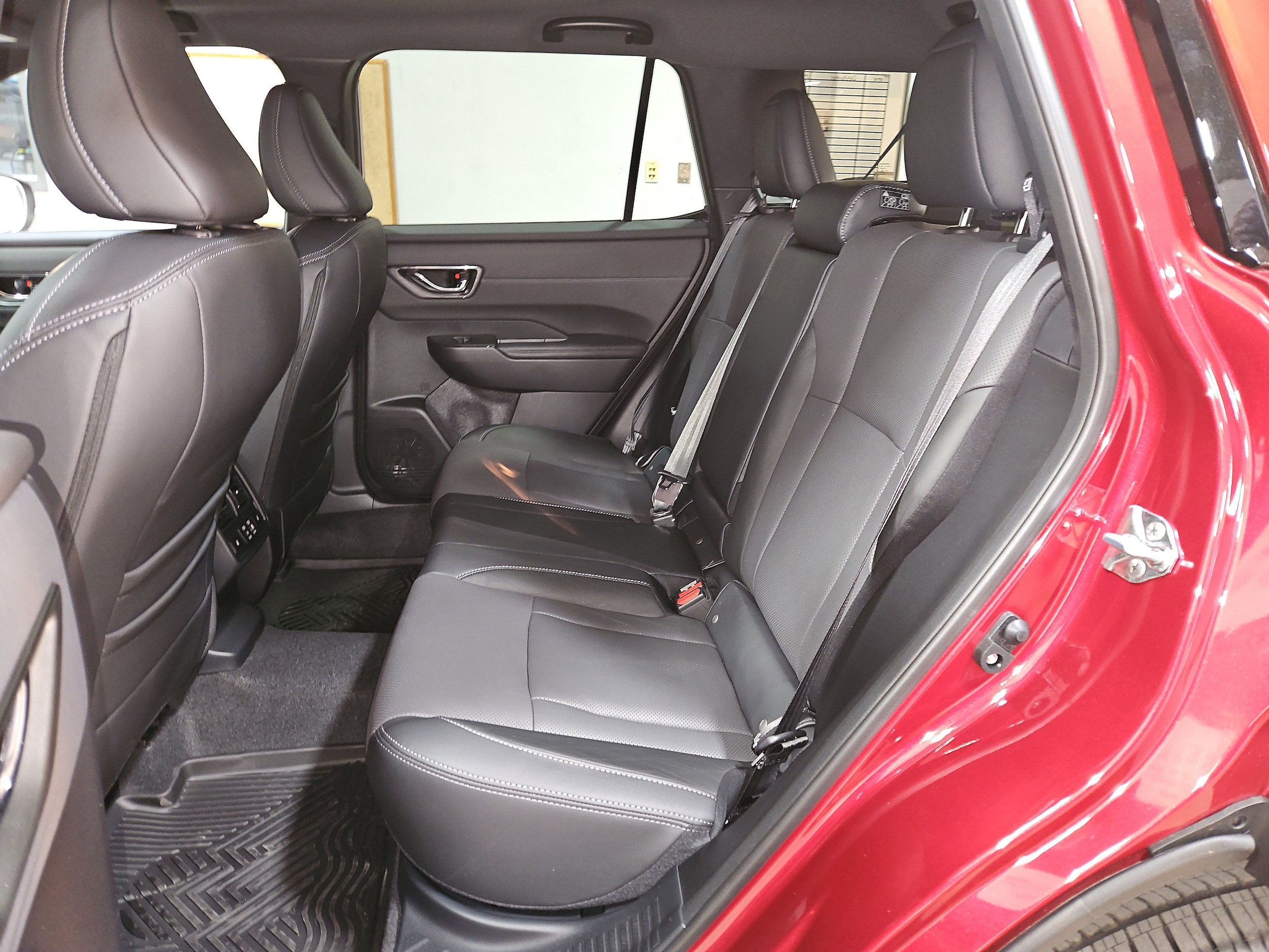 2026 Subaru Outback Touring XT - Photo 11