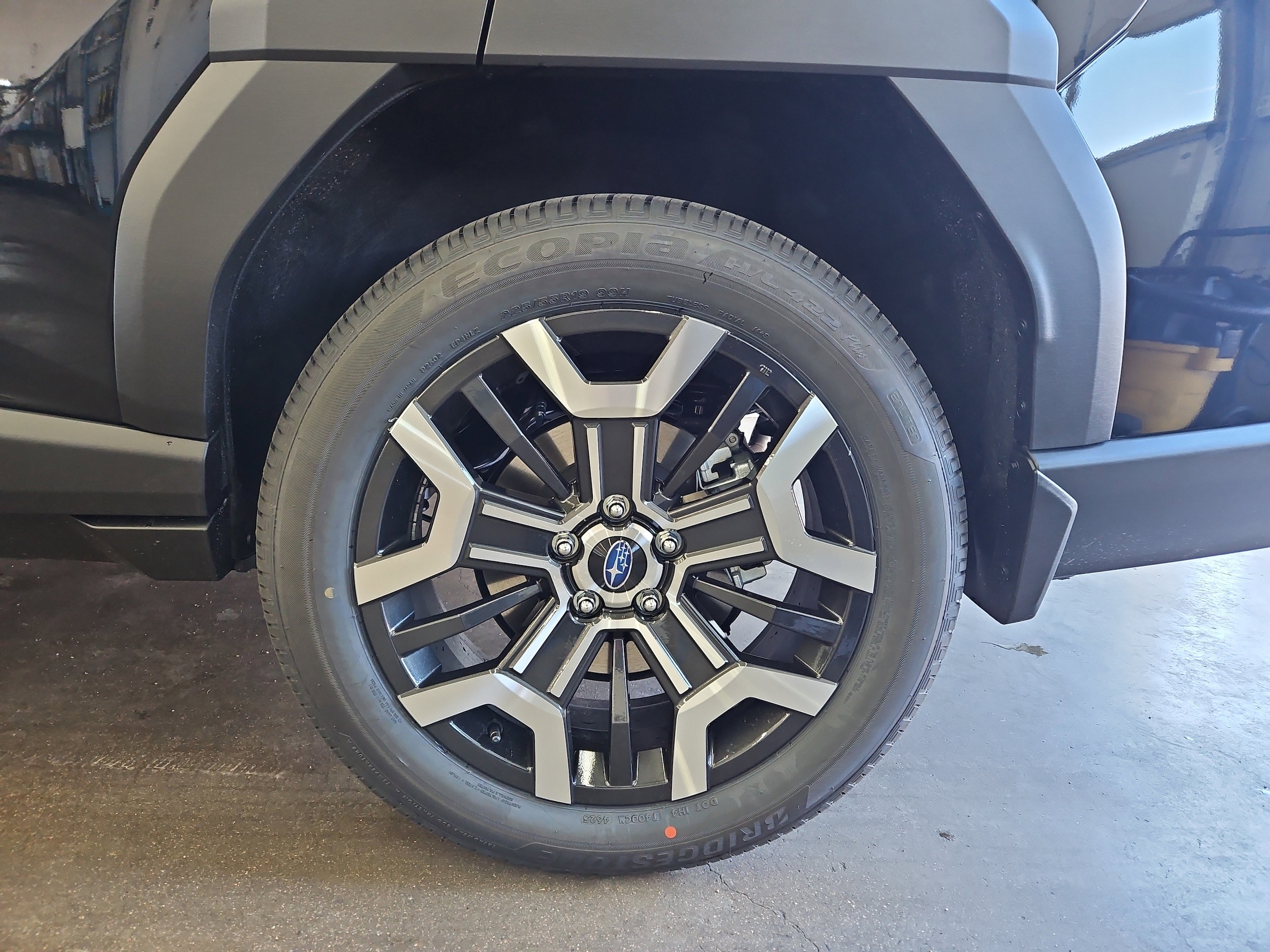 2026 Subaru Outback Limited - Photo 23