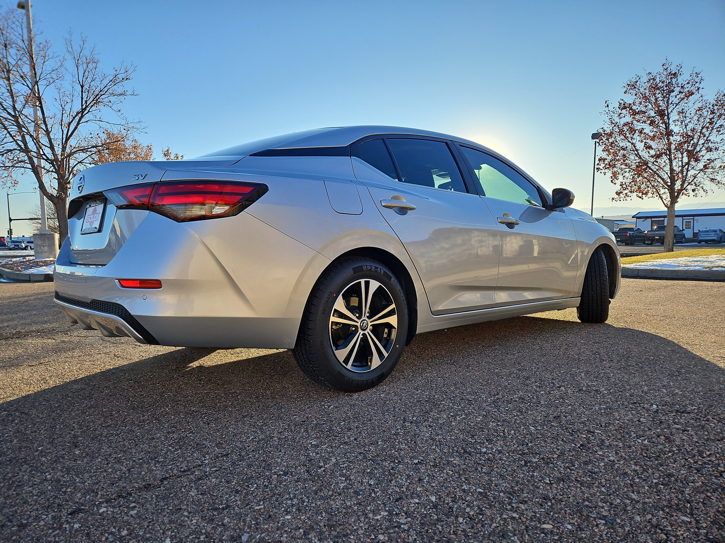2022 Nissan Sentra SV photo 2