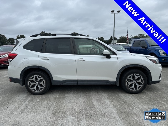 Used 2020 Subaru Forester Premium with VIN JF2SKAGC4LH463002 for sale in Puyallup, WA