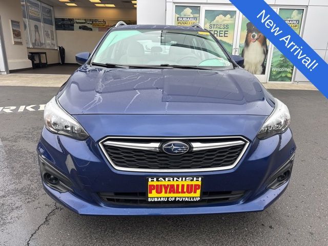 2018 Subaru Impreza 2.0i Premium photo 2