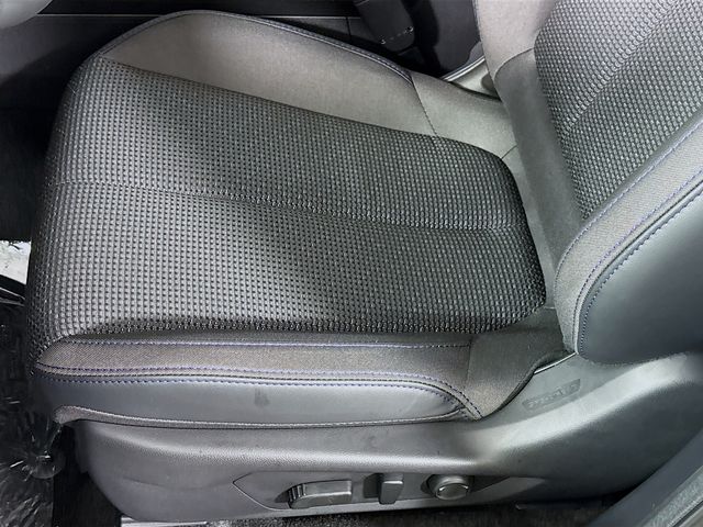 2026 Subaru Forester Premium - Photo 18